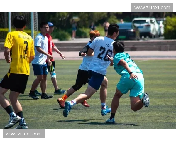 体育评论：从赛场到心态解读运动员的挑战与成长