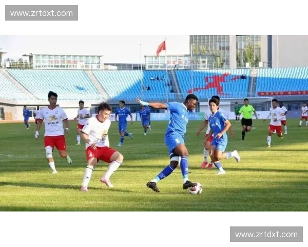 今日足球赛事精彩纷呈多场激战直播精彩呈现全程跟踪报道